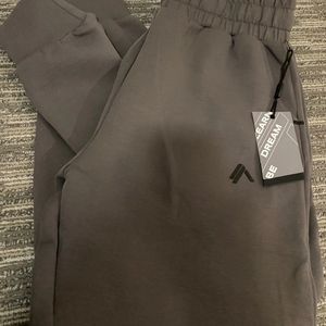 Alphalete ELMTS Charcoal Grey Sweatpants Size L NWT